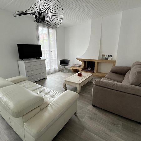 Vivez Au Coeur Historique - St Francois - Grand Appartement Confortable Hawr Zewnętrze zdjęcie